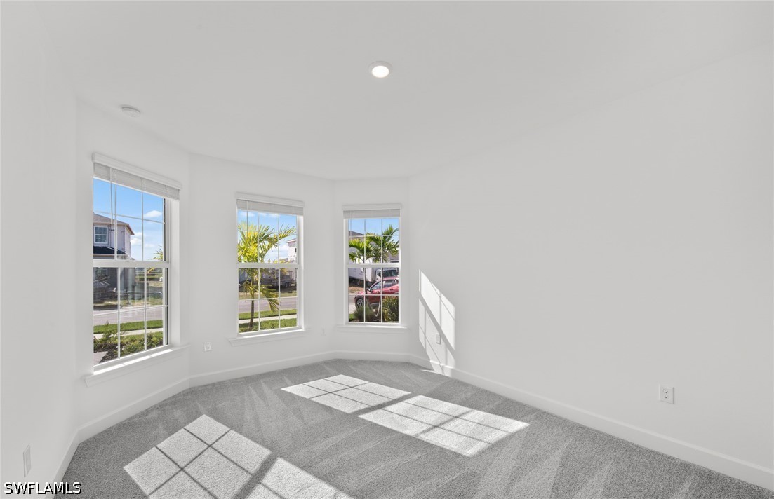 3 Bed Waterfront Home for Sale in Verde, photo 31
