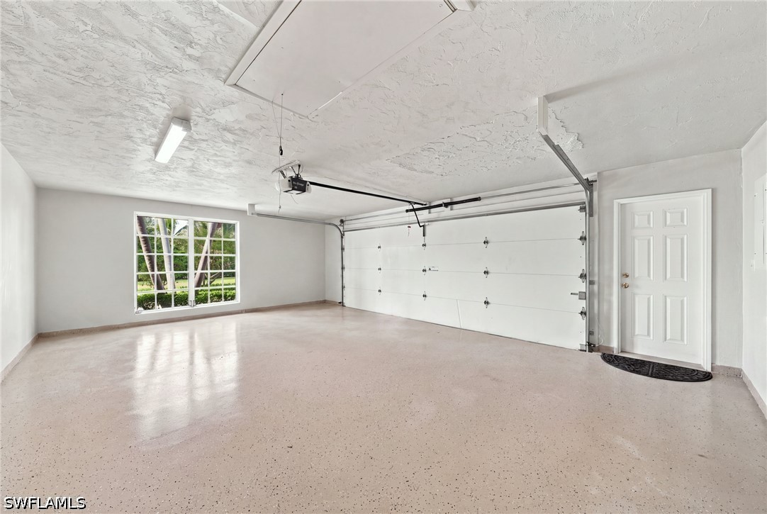 4 Bed Pool Home for Sale in Park Shore, photo 31