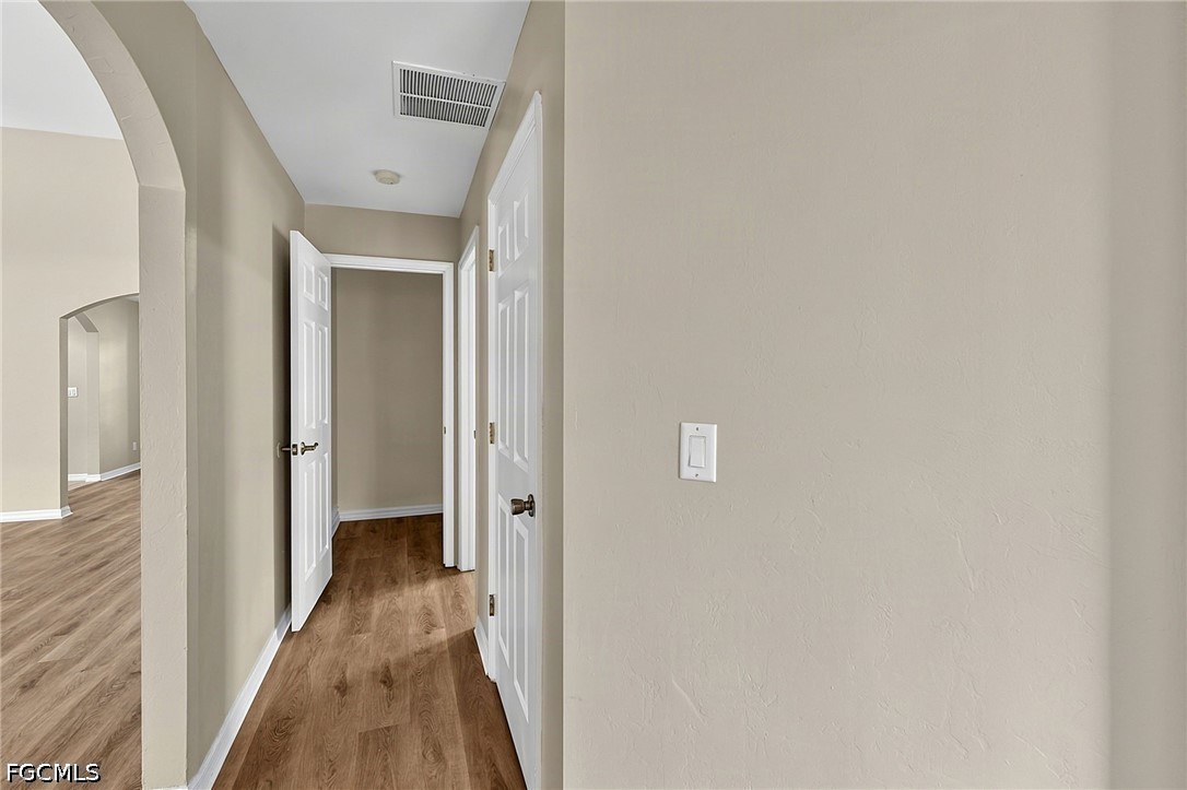 3 Bed SingleFamilyResidence for Sale in Cape Coral, photo 31
