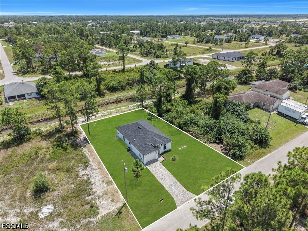3 Bed SingleFamilyResidence for Sale in Lehigh Acres, photo 31