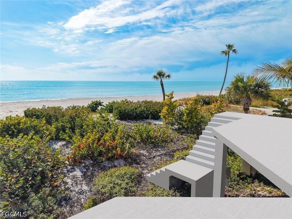 Waterfront Home for Sale in Metes And Bounds, photo 31