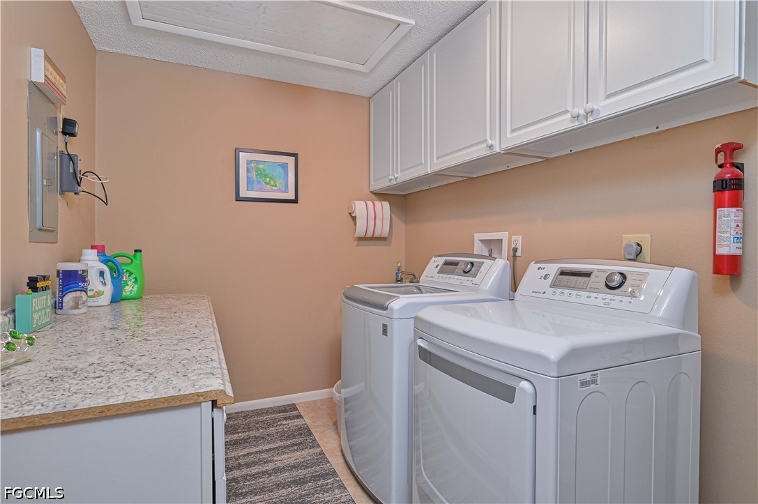 2 Bed Pool Home for Sale in Cape Coral, photo 31