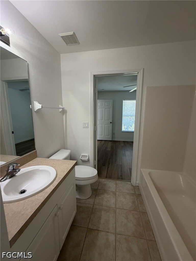 3 Bed SingleFamilyResidence for Sale in Cape Coral, photo 31