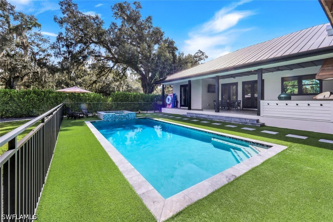 3 Bed Pool Home for Sale in Labelle, photo 31
