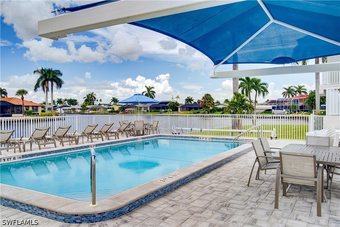 2 Bed Waterfront Home for Sale in Cape Coral, photo 31