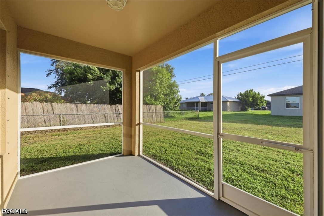 3 Bed SingleFamilyResidence for Sale in Cape Coral, photo 31