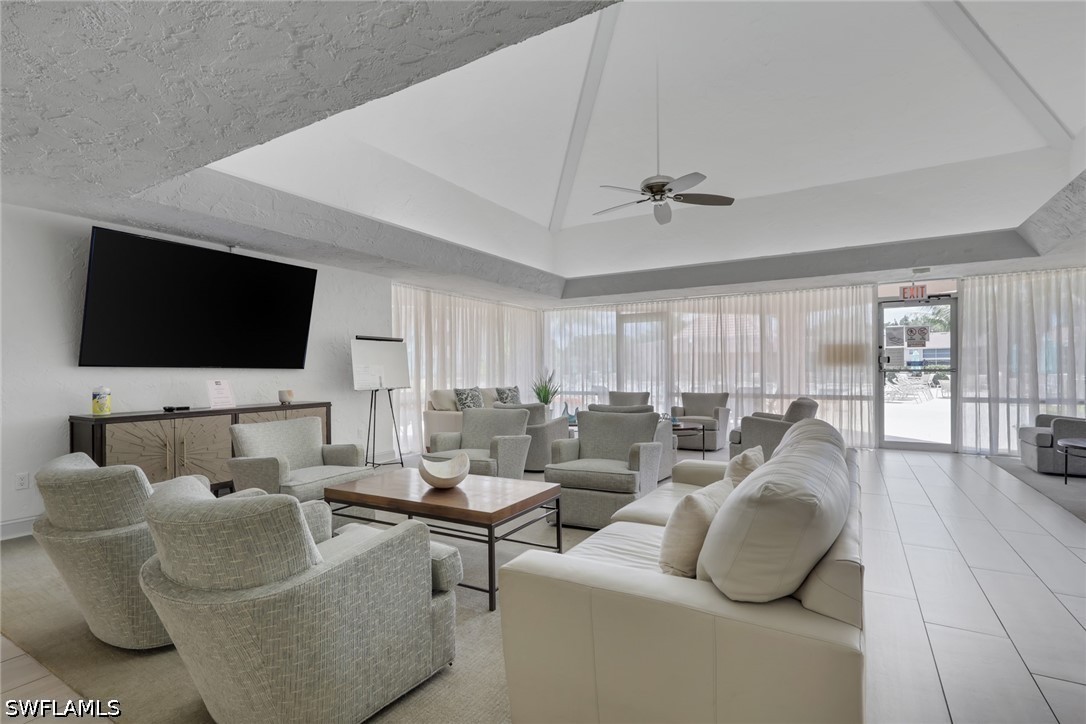 1 Bed Condominium for Sale in Naples, photo 31