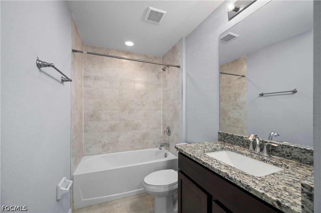 4 Bed SingleFamilyResidence for Sale in Cape Coral, photo 31