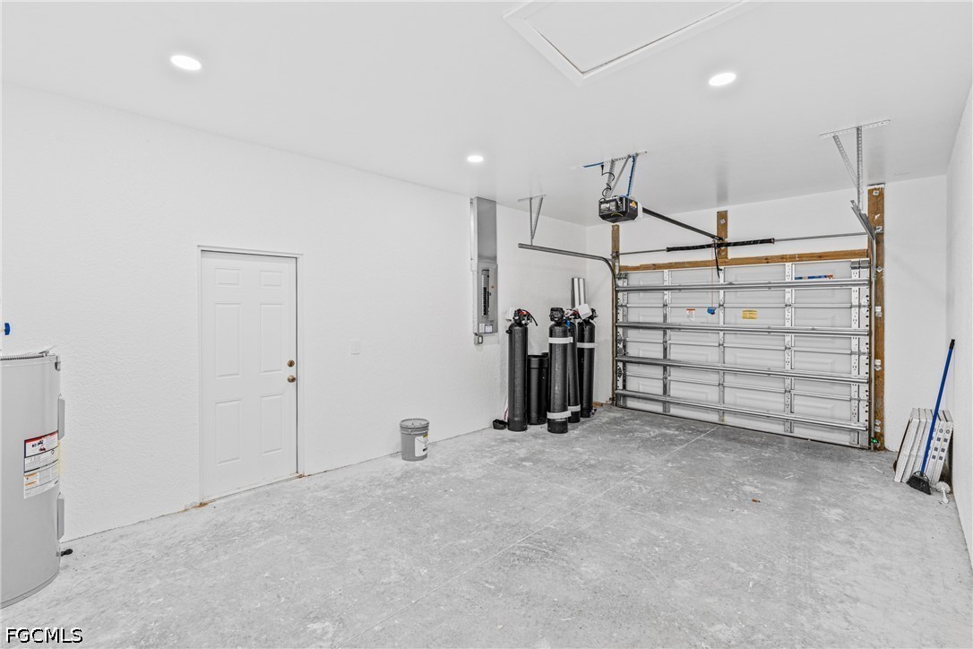6 Bed Duplex for Sale in Lehigh Acres, photo 31