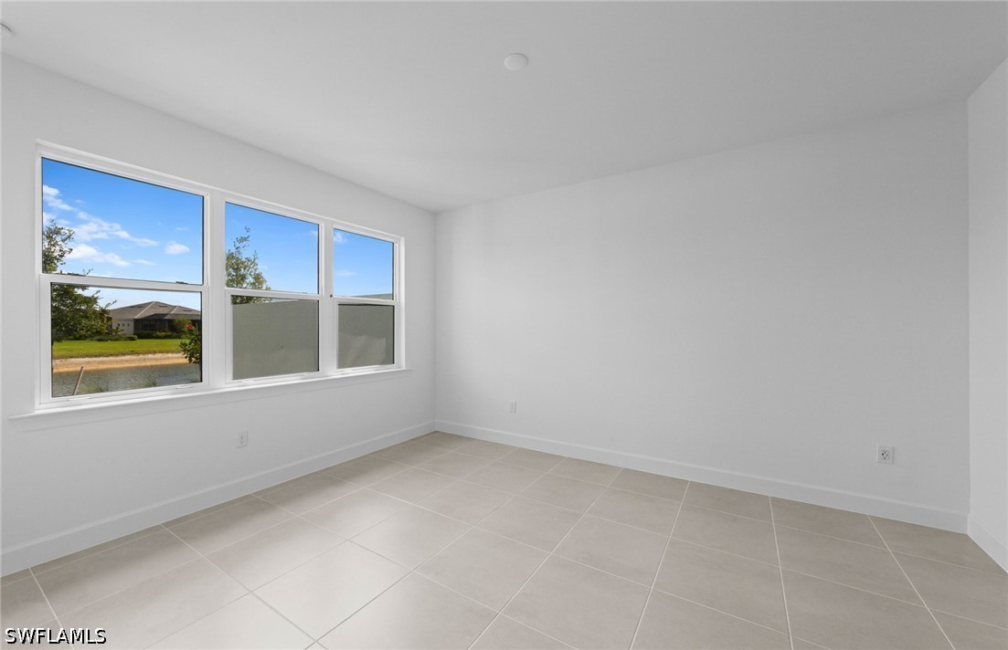 2 Bed SingleFamilyResidence for Sale in Alva, photo 31
