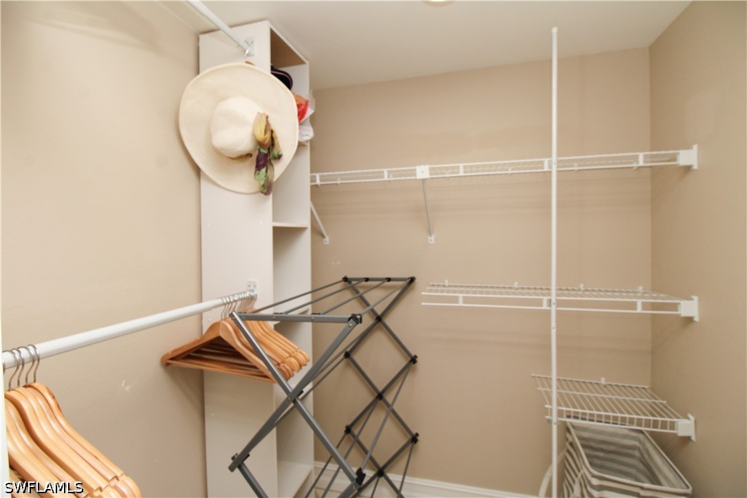 2 Bed Condominium for Sale in Fairway Gardens, photo 31