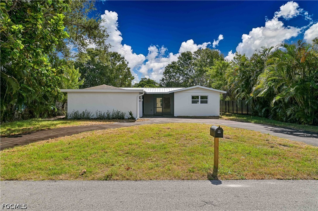 4 Bed SingleFamilyResidence for Sale in Rainbow Groves, photo 31