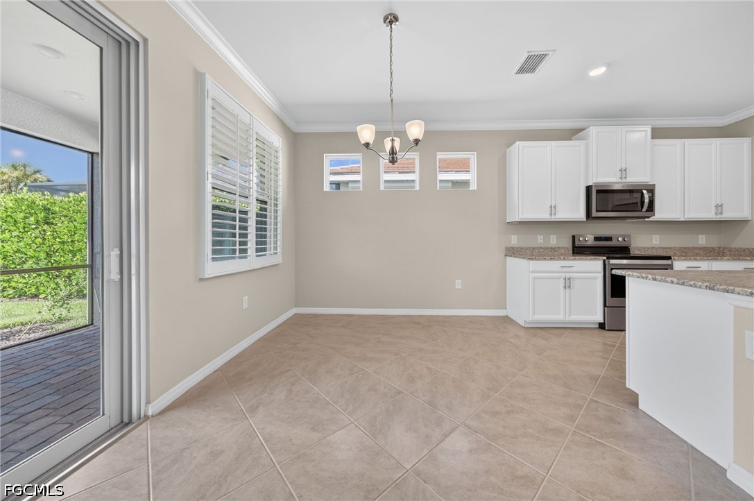 4 Bed SingleFamilyResidence for Sale in Venetian Pointe, photo 31