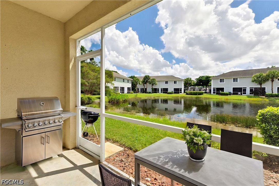 2 Bed Waterfront Home for Sale in Fort Myers, photo 31
