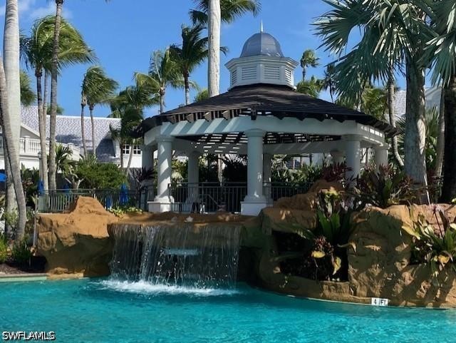 2 Bed Condominium for Sale in Hawk'S Nest, photo 31