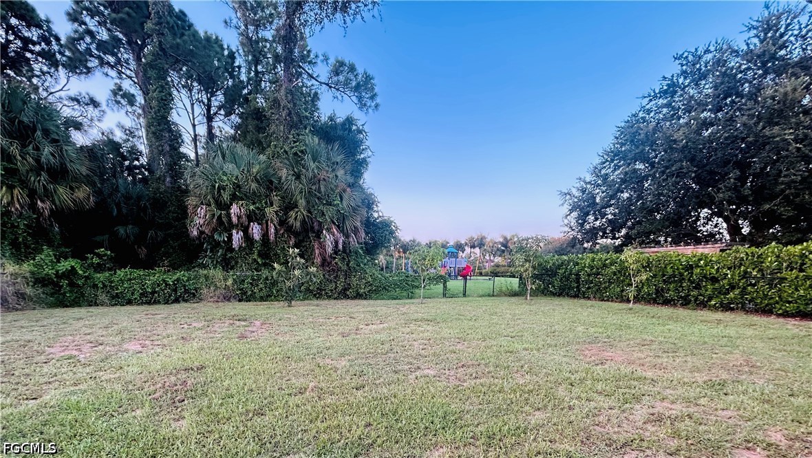 3 Bed SingleFamilyResidence for Sale in Shadow Lakes, photo 31