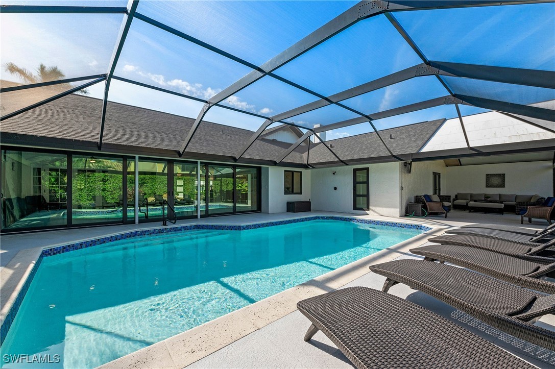 3 Bed Pool Home for Sale in Kings Lake, photo 32