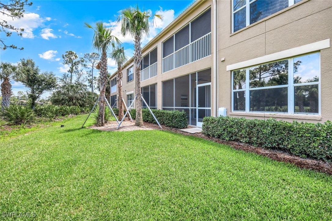 2 Bed Condominium for Sale in Sabal Palm, photo 32