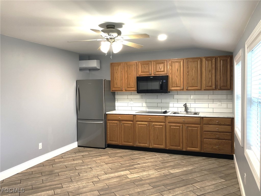 3 Bed Pool Home for Sale in Lehigh Acres, photo 32