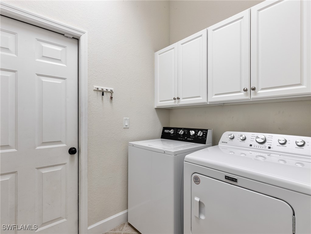 4 Bed SingleFamilyResidence for Sale in Estero, photo 32