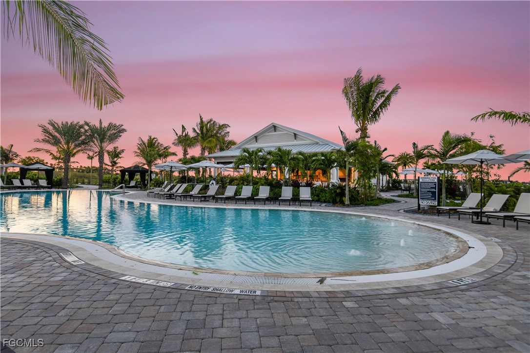 2 Bed Waterfront Home for Sale in Fort Myers, photo 32
