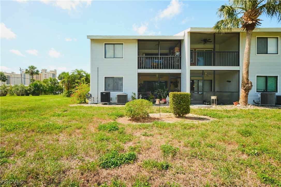 2 Bed Condominium for Sale in North Fort Myers, photo 32