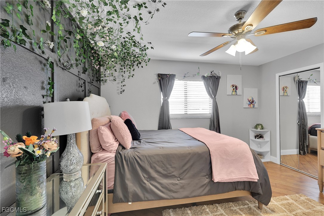 3 Bed SingleFamilyResidence for Sale in Cape Coral, photo 32