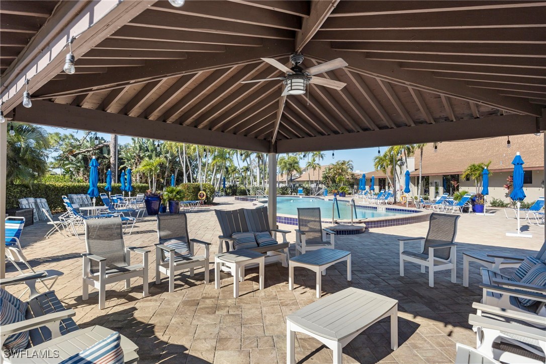 2 Bed Condominium for Sale in Naples, photo 32