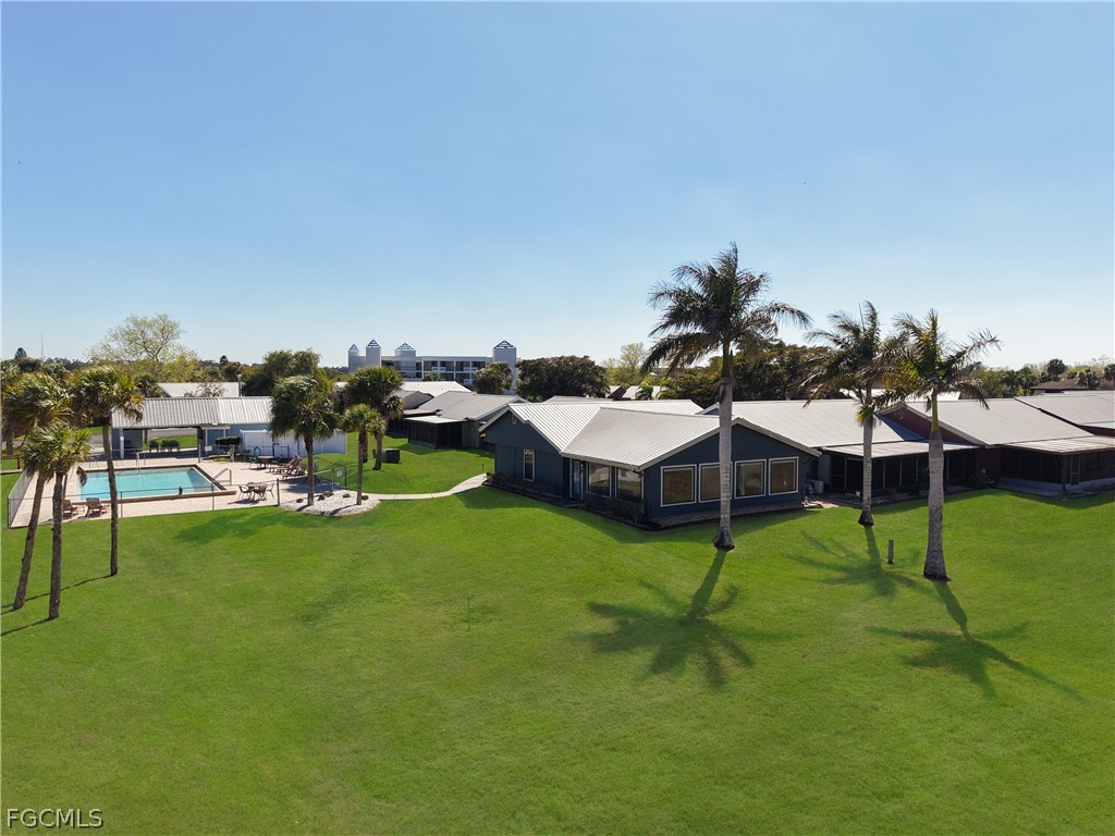 2 Bed Waterfront Home for Sale in Labelle, photo 32