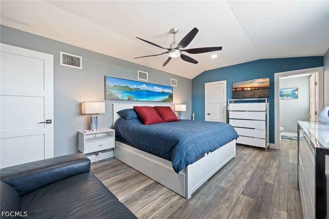 2 Bed Waterfront Home for Sale in Cape Coral, photo 32