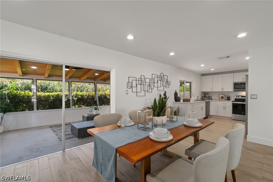 2 Bed SingleFamilyResidence for Sale in Estero, photo 32