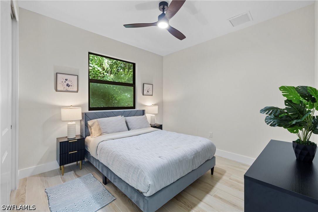 4 Bed SingleFamilyResidence for Sale in Naples, photo 32