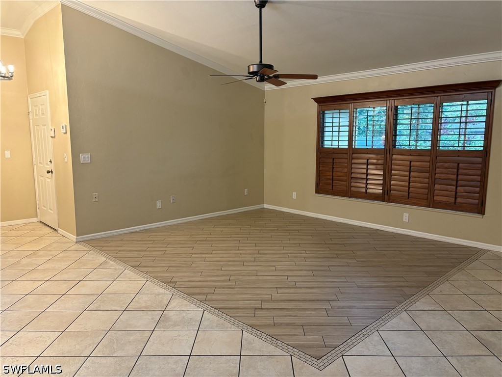3 Bed SingleFamilyResidence for Sale in Naples, photo 32