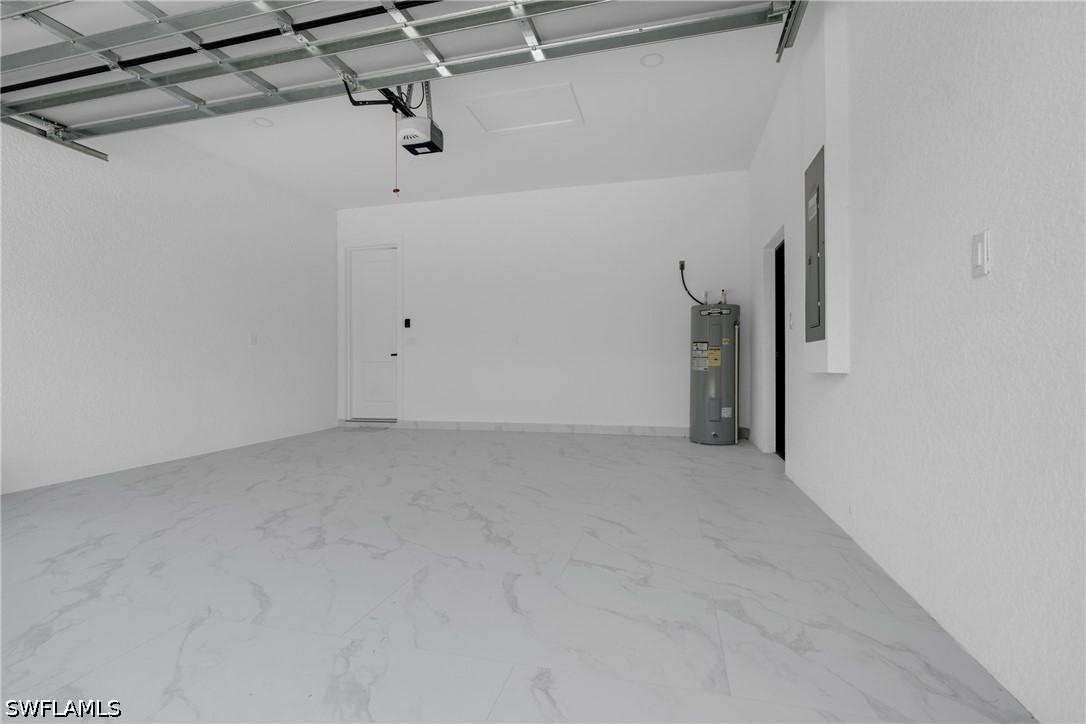 3 Bed SingleFamilyResidence for Sale in Lehigh Acres, photo 32