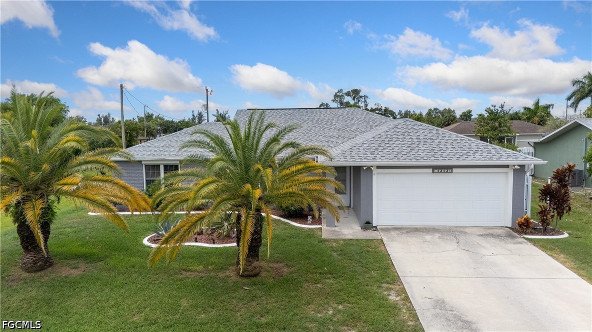 3 Bed Pool Home for Sale in Cape Coral, photo 32
