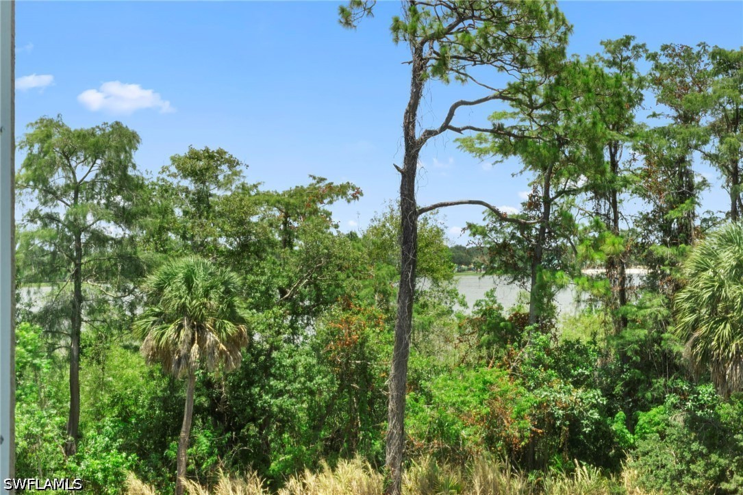 3 Bed Condominium for Sale in Botanical Place, photo 32