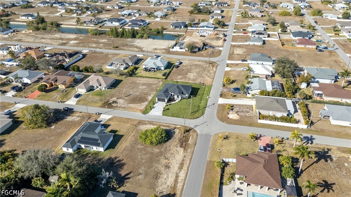 3 Bed SingleFamilyResidence for Sale in Cape Coral, photo 32