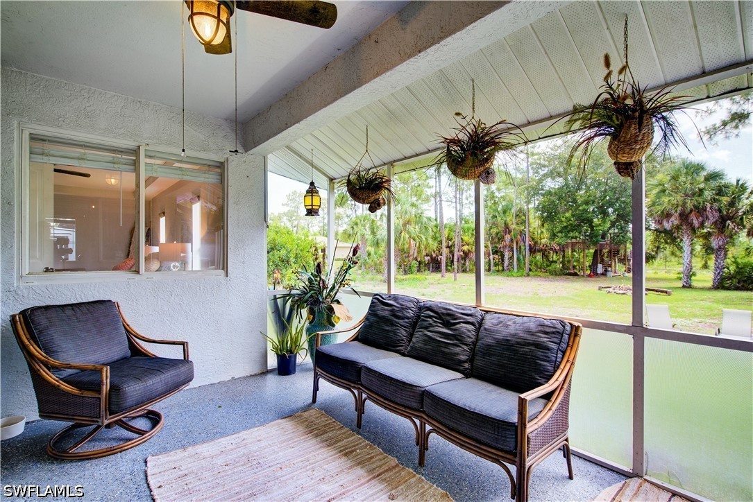 3 Bed SingleFamilyResidence for Sale in Naples, photo 32