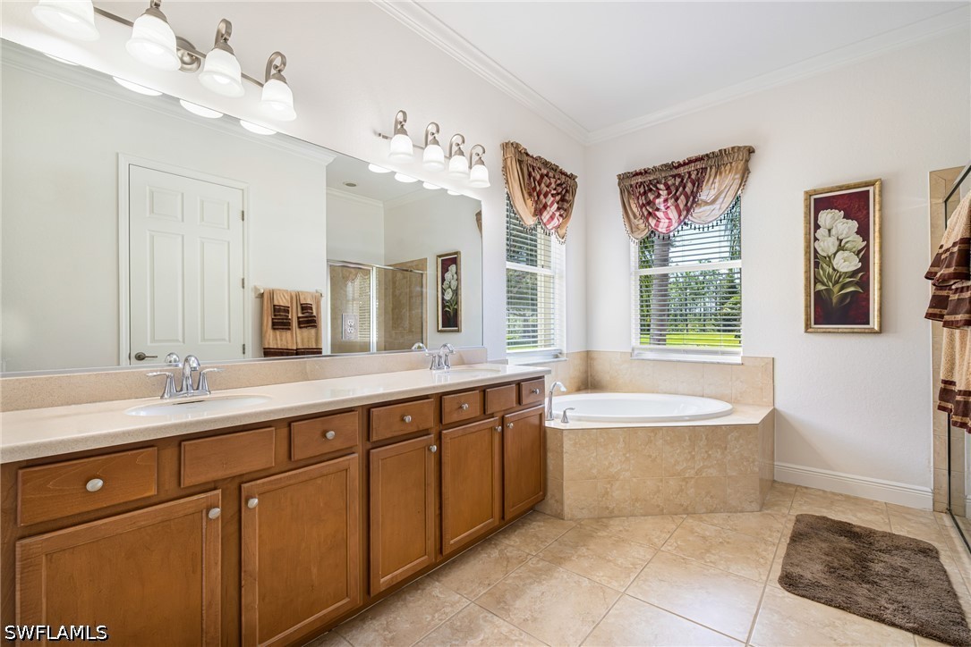 4 Bed Pool Home for Sale in Bella Terra, photo 32