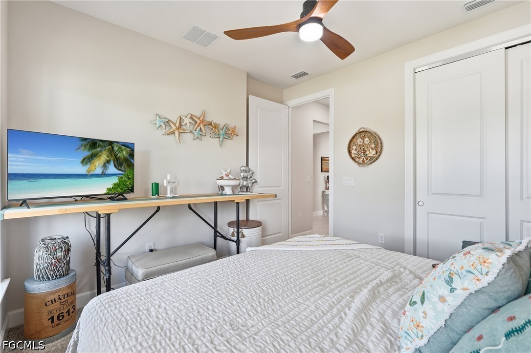 2 Bed SingleFamilyResidence for Sale in North Fort Myers, photo 32