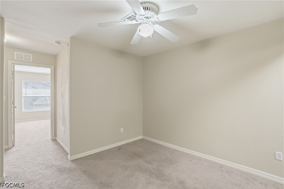 3 Bed Attached for Sale in Naples, photo 32