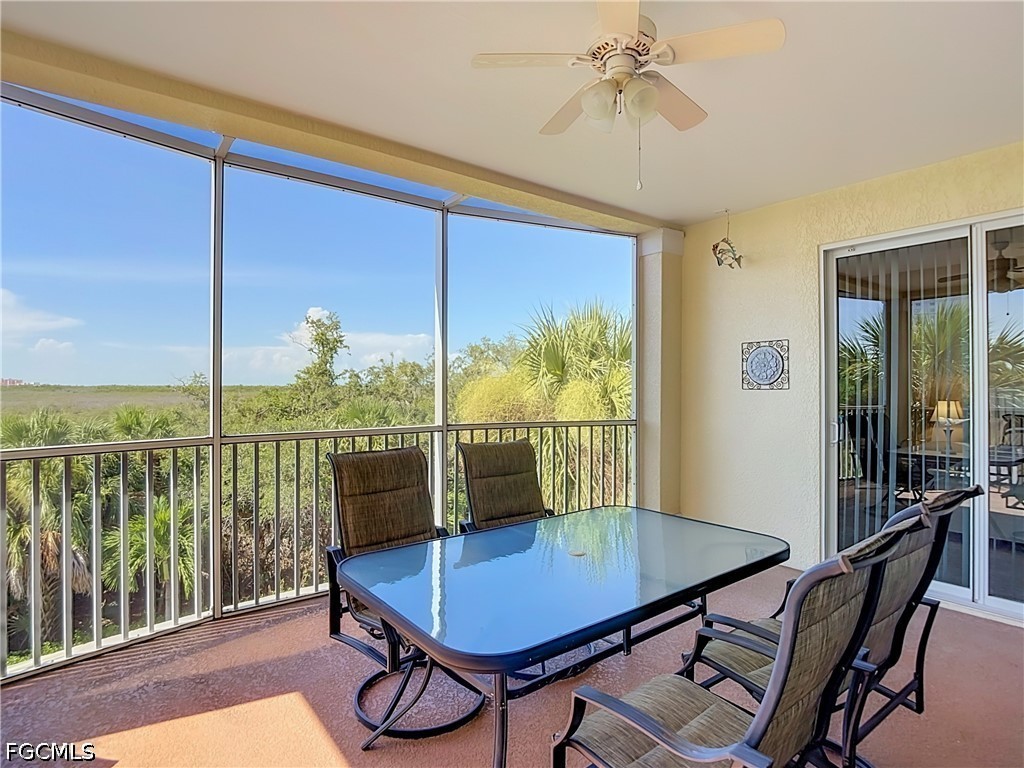 2 Bed Waterfront Home for Sale in Fort Myers, photo 32