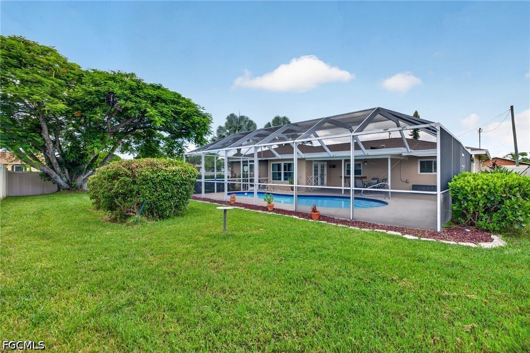 3 Bed Pool Home for Sale in Cape Coral, photo 32