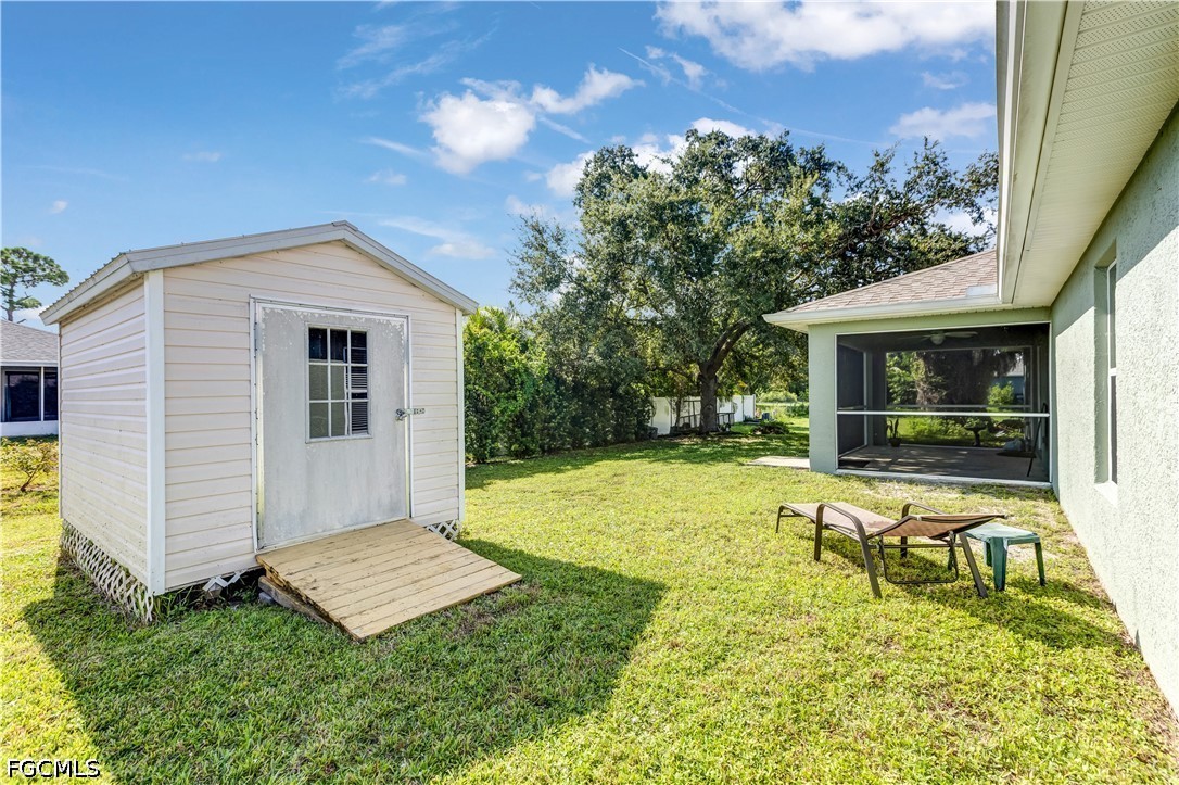3 Bed SingleFamilyResidence for Sale in Cape Coral, photo 32