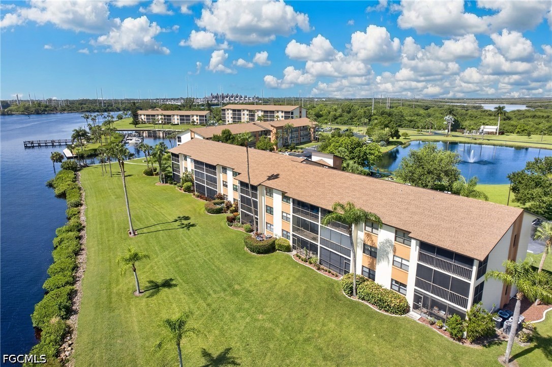 2 Bed Waterfront Home for Sale in North Fort Myers, photo 32