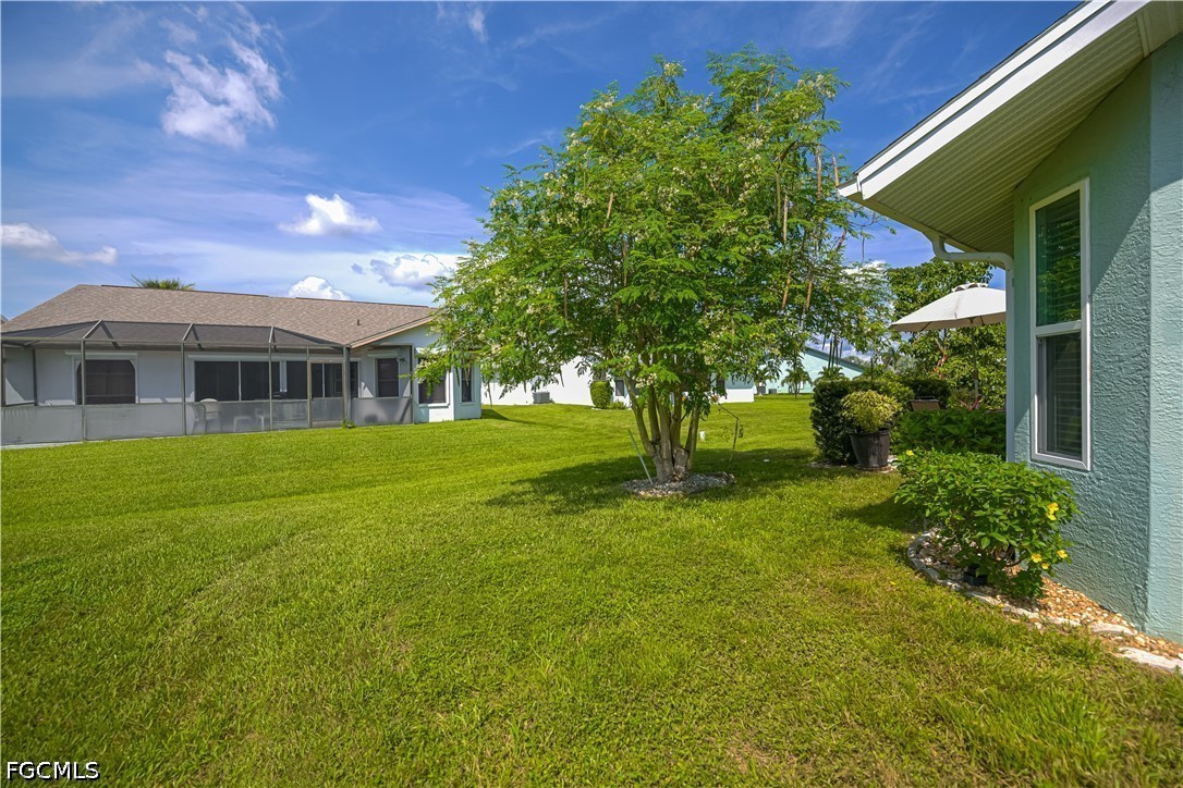 2 Bed SingleFamilyResidence for Sale in North Fort Myers, photo 32