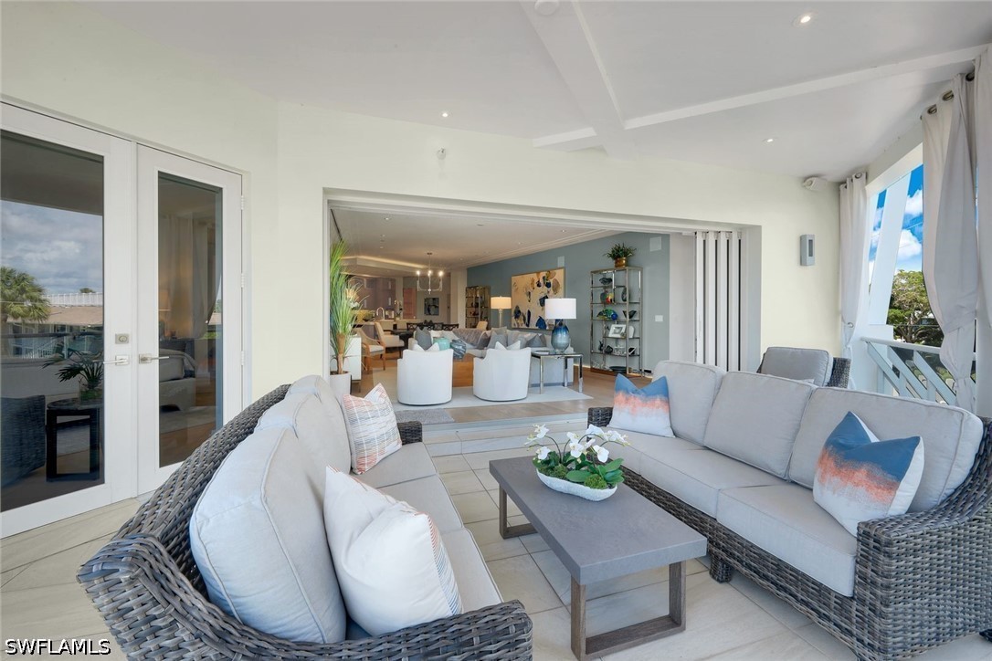 3 Bed Condominium for Sale in 382 Building, photo 32