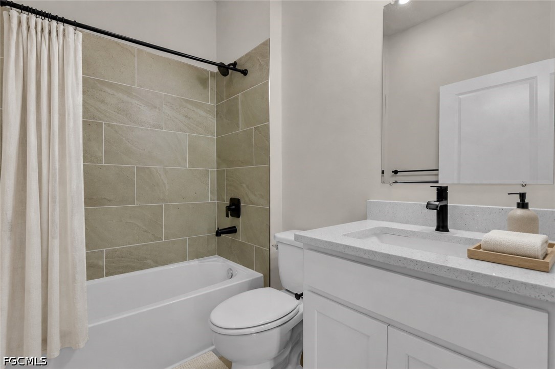 4 Bed SingleFamilyResidence for Sale in Cape Coral, photo 32