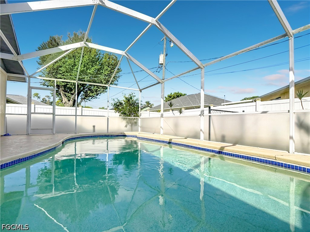 3 Bed Pool Home for Sale in San Carlos Park, photo 32