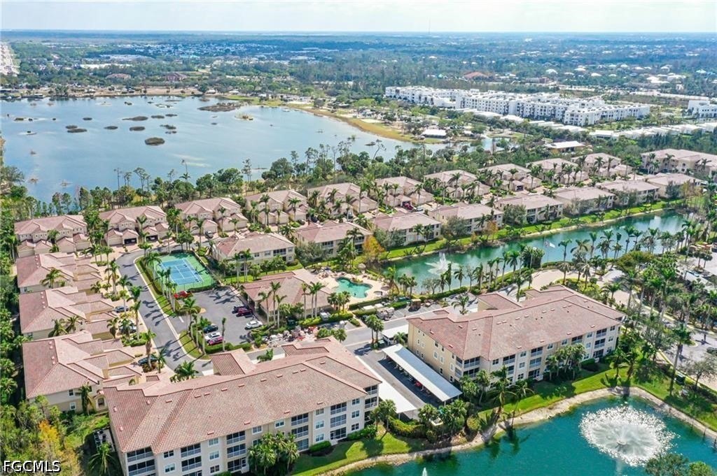 2 Bed Waterfront Home for Sale in Fort Myers, photo 32